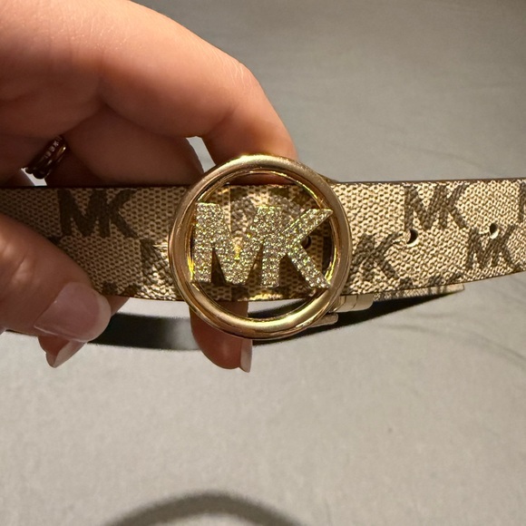 NWOT Women’s Michael Kors Belt with Rhinestone Detail Reversable - Picture 1 of 2